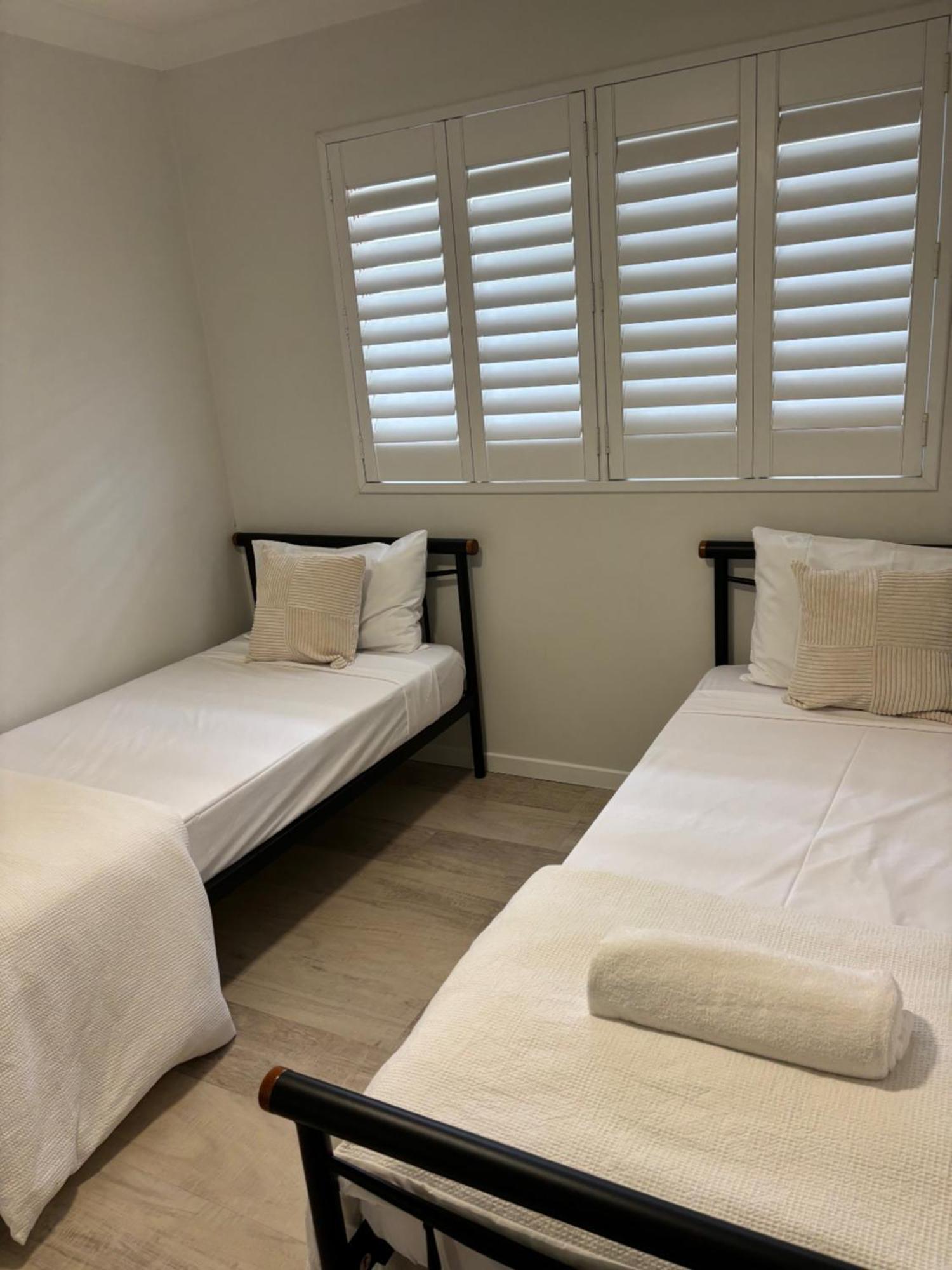 Oceanside Cove Aparthotel Gold Coast Bagian luar foto