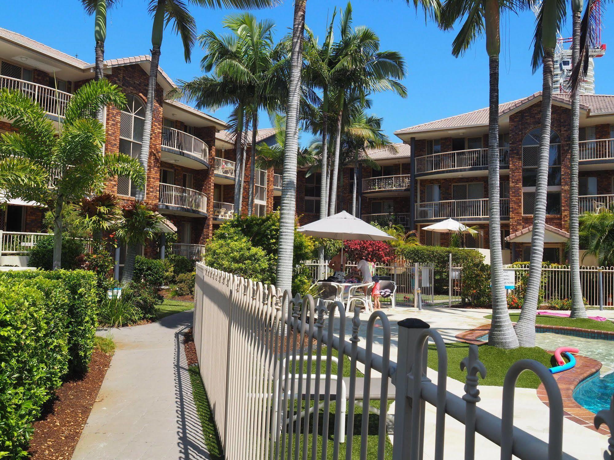 Oceanside Cove Aparthotel Gold Coast Bagian luar foto